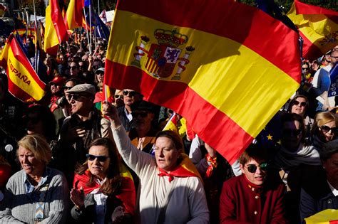 Spain’s governing coalition files amnesty bill for Catalan separatists